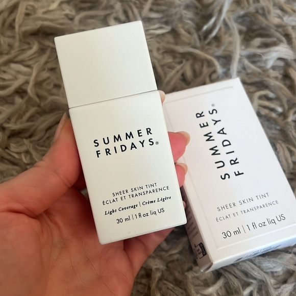 Summer Fridays sheer skin tint - Picture 2 of 6